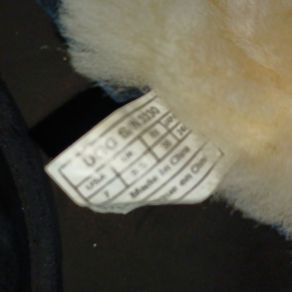 Black  UGG 7 WOMEN BOOTS - Picture 6 of 7